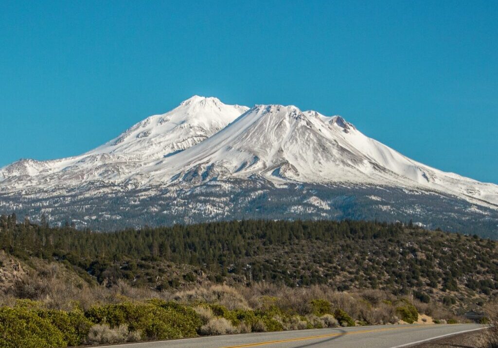 DO NOT USE-GG use only-mount shasta -Alowh7ERf34-unsplash-3